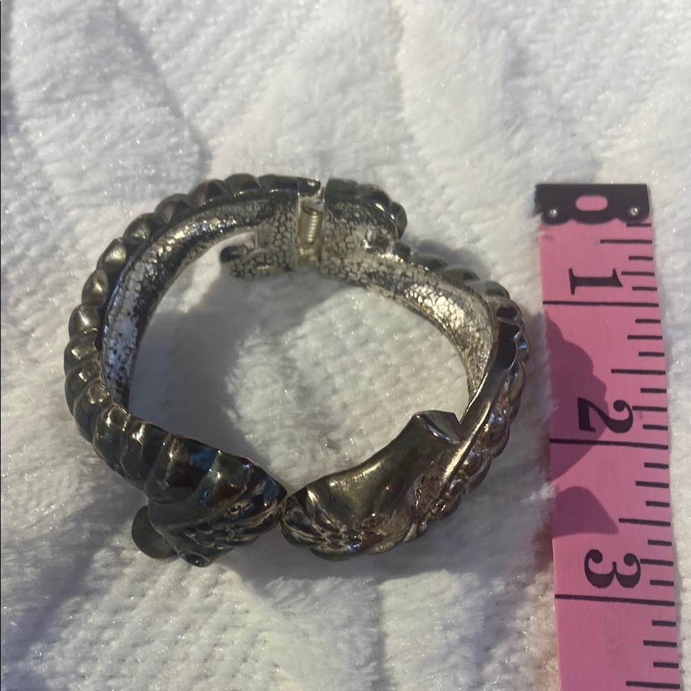 Seahorse Bracelet - Picture 3 of 11